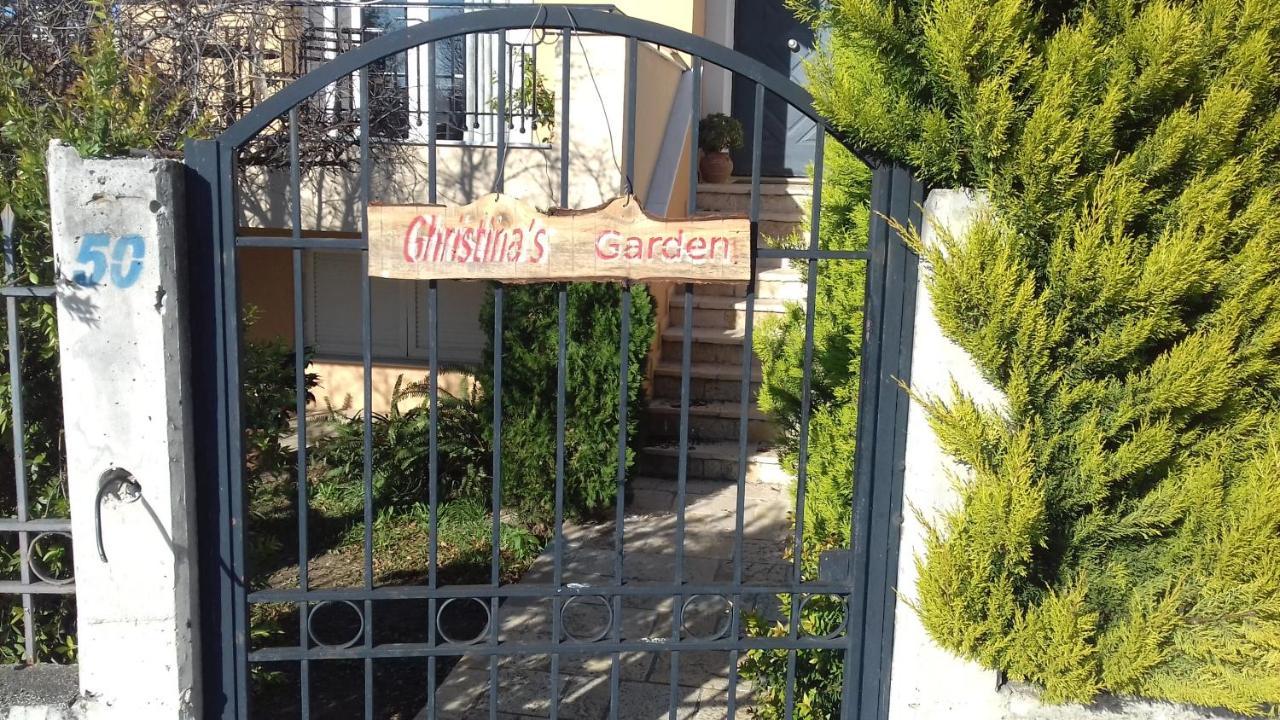 Christinas Garden Apartment Patras Exterior photo