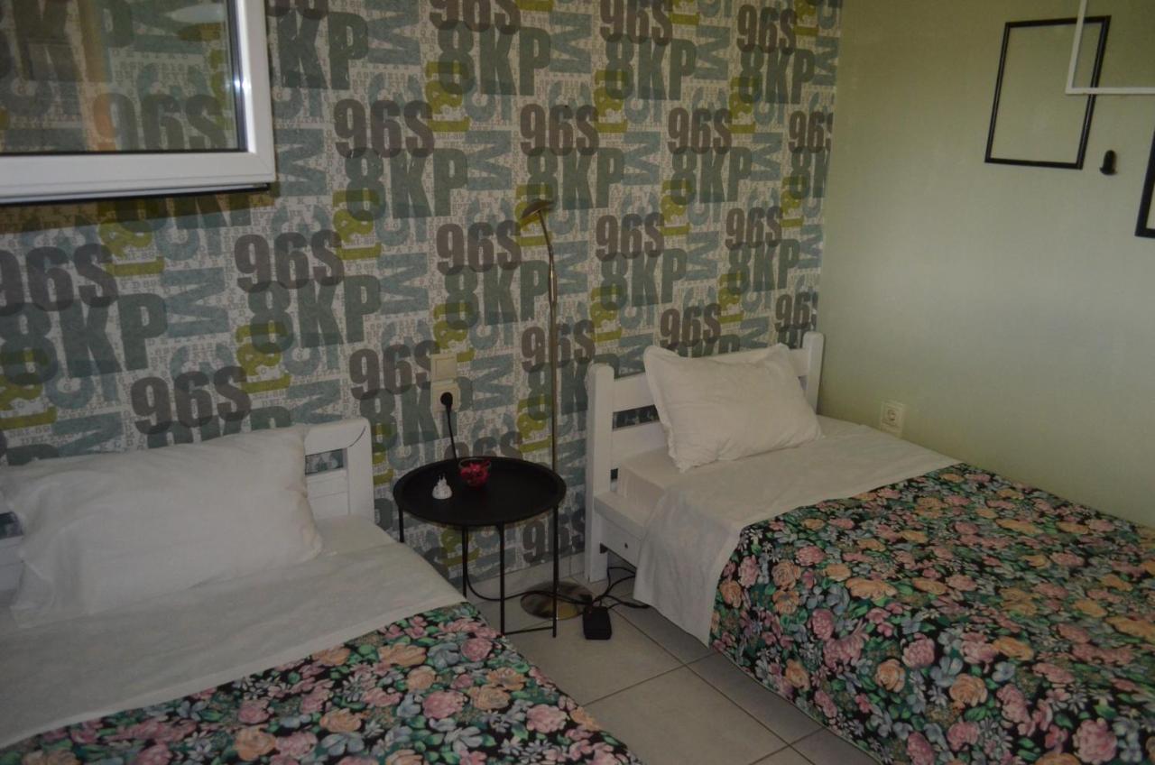 Christinas Garden Apartment Patras Exterior photo