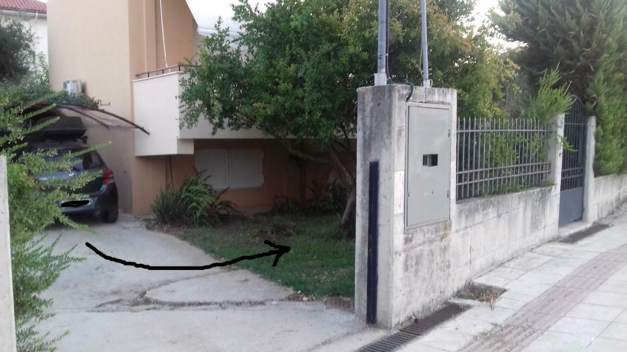 Christinas Garden Apartment Patras Exterior photo